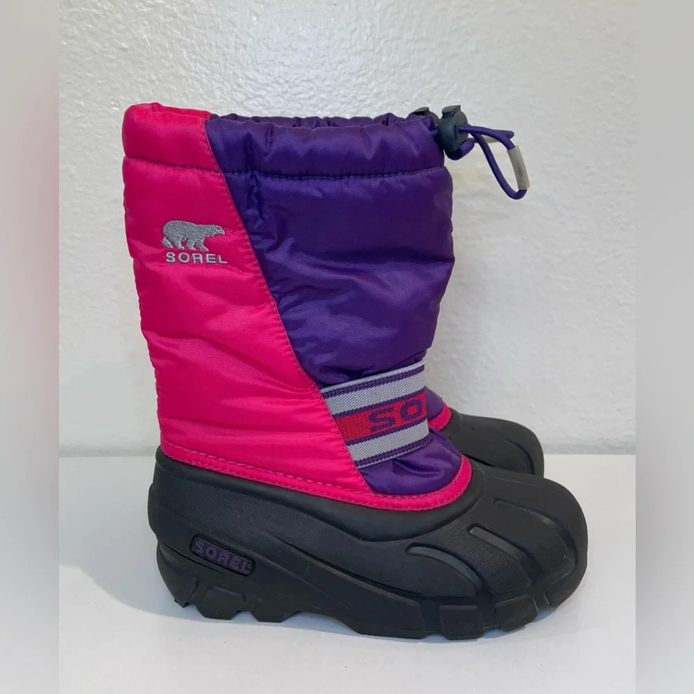 Sorel Flurry Youth Pink‎ and Purple Snow Boots Size 1